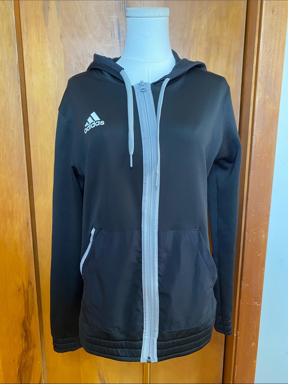 adidas Black Team Issue Hooded Full Zip Hoodie Jacket Contrast Gray Trim Sporty